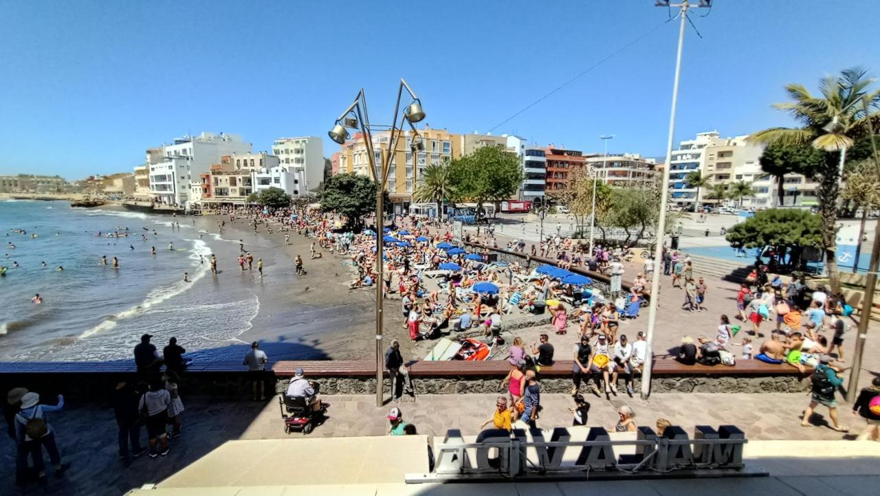Views Of El Medano Beach, Two Exterior photo