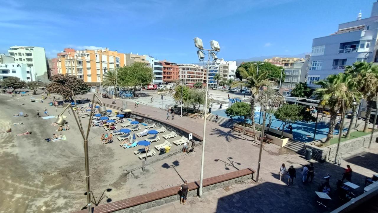 Views Of El Medano Beach, Two Exterior photo