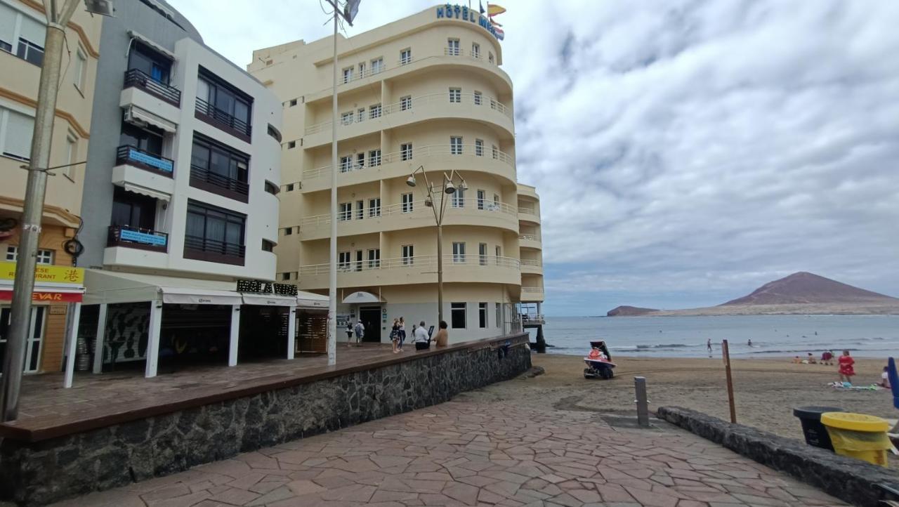 Views Of El Medano Beach, Two Exterior photo